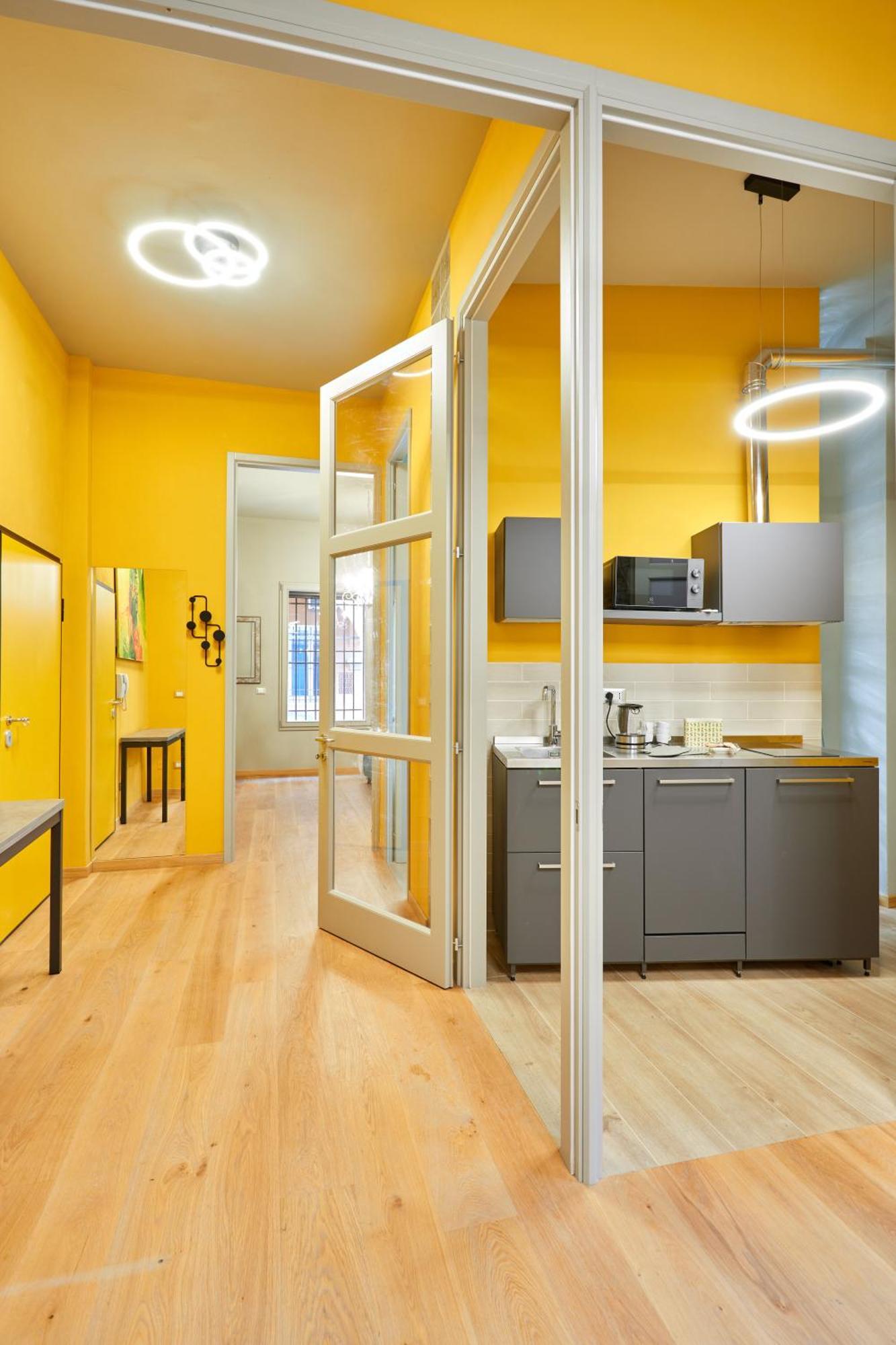 Central And Comfy Apartment Free Netflix And Disney Plus โบโลญญา ภายนอก รูปภาพ