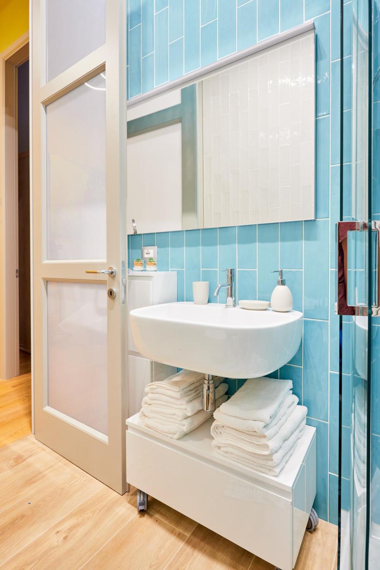 Central And Comfy Apartment Free Netflix And Disney Plus โบโลญญา ภายนอก รูปภาพ