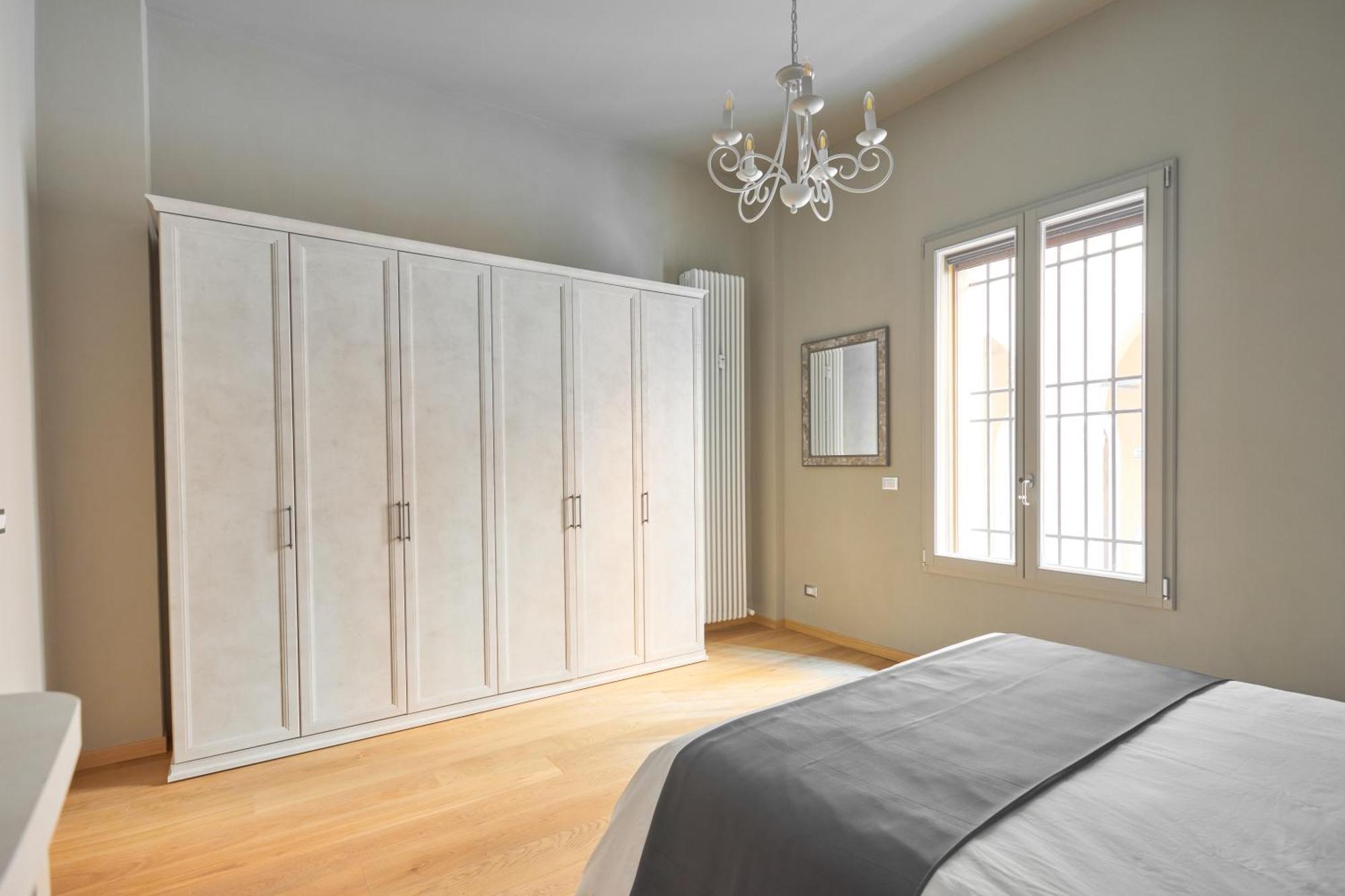Central And Comfy Apartment Free Netflix And Disney Plus โบโลญญา ภายนอก รูปภาพ